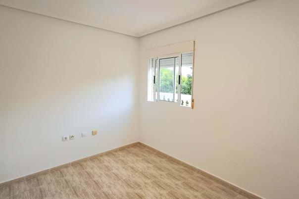 2 bed apartment in Elche/Elx