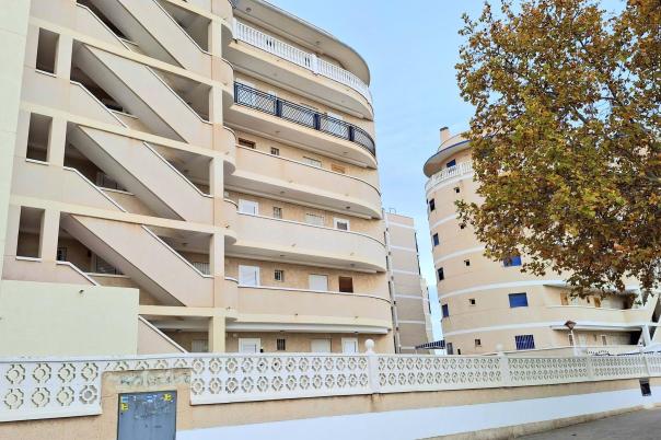 2 bed apartment in Elche/Elx