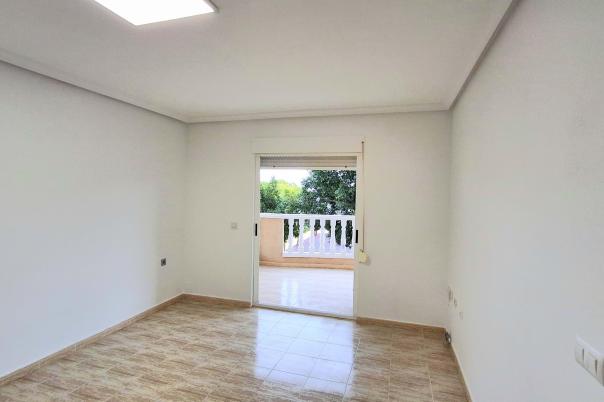 2 bed apartment in Elche/Elx