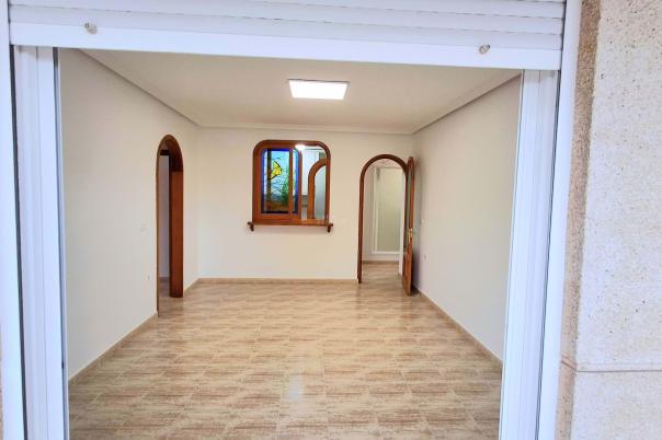 2 bed apartment in Elche/Elx