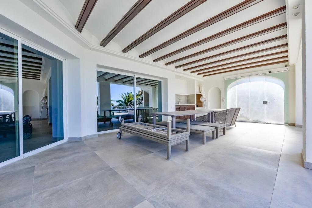 8 bed villas in Altea