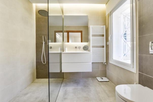8 bed villas in Altea