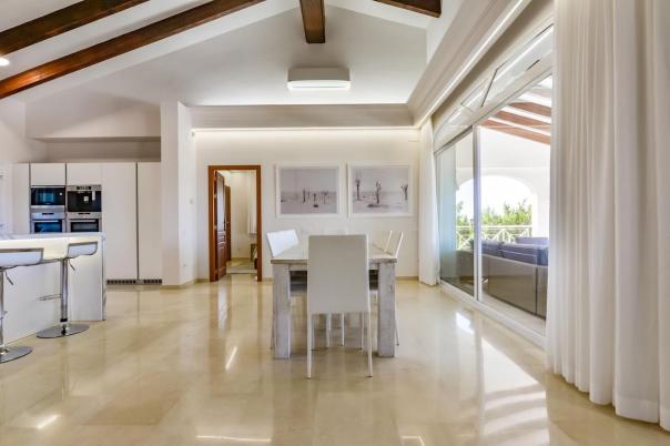 8 bed villas in Altea