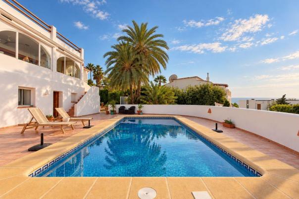 4 bed villa in Moraira
