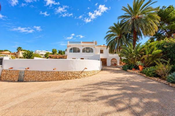 4 bed villa in Moraira