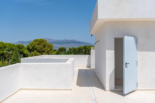 4 bed villa in Albir