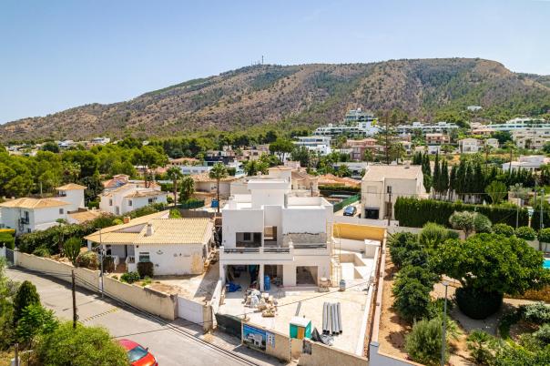 4 bed villa in Albir