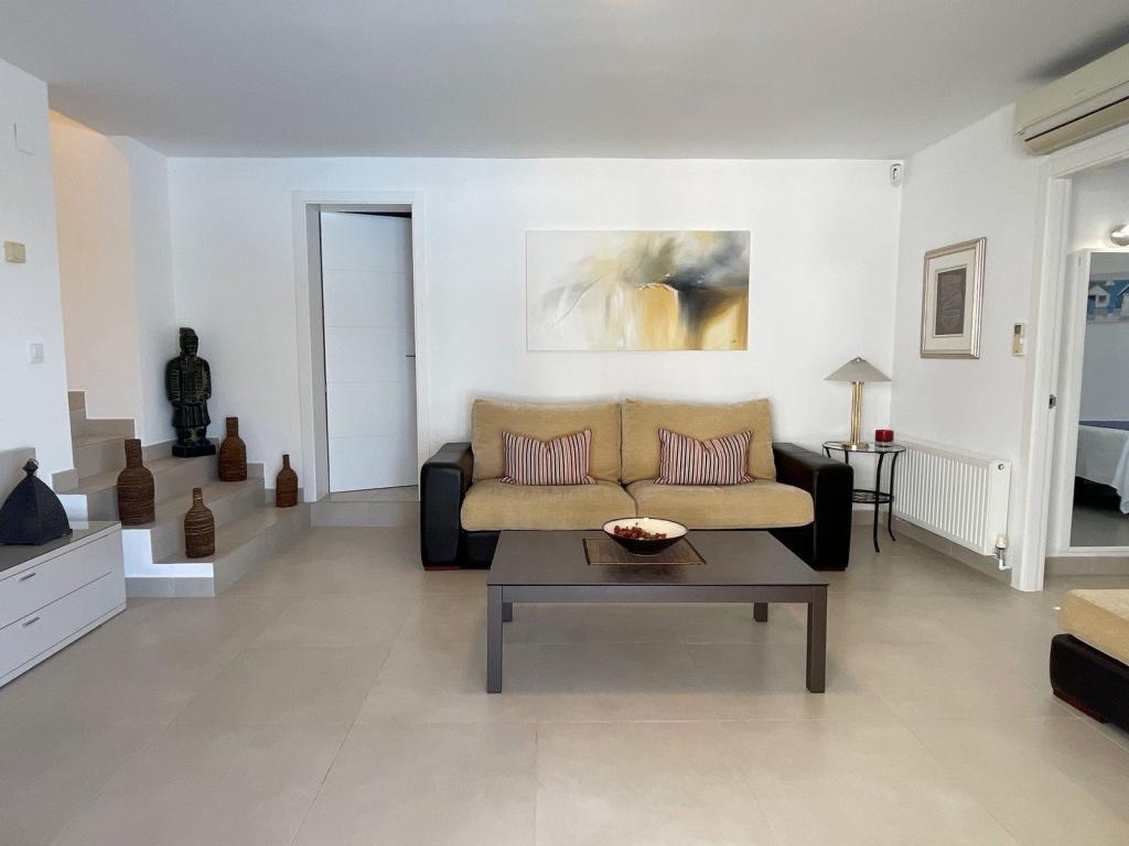 5 bed villa in Moraira