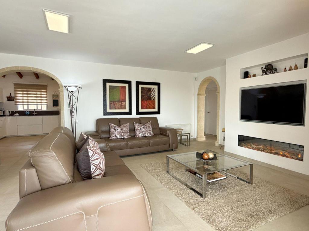 5 bed villa in Moraira