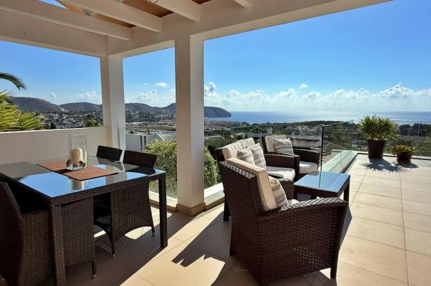 5 bed villa in Moraira