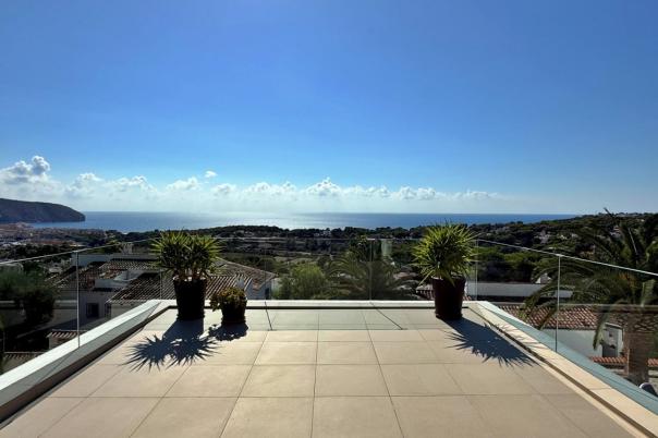 5 bed villa in Moraira