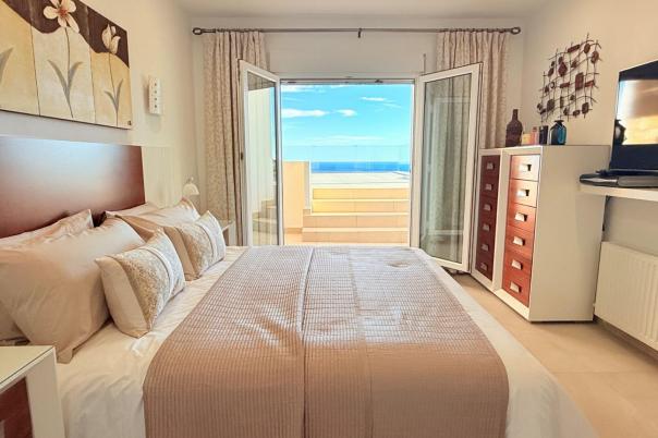 5 bed villa in Moraira