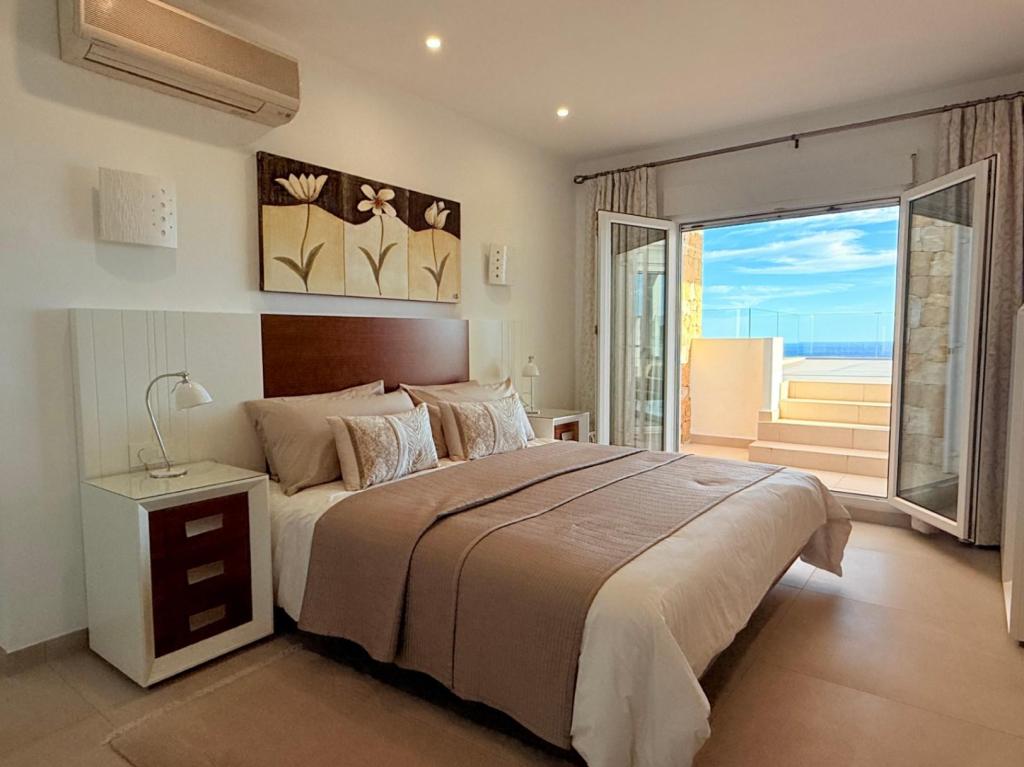 5 bed villa in Moraira