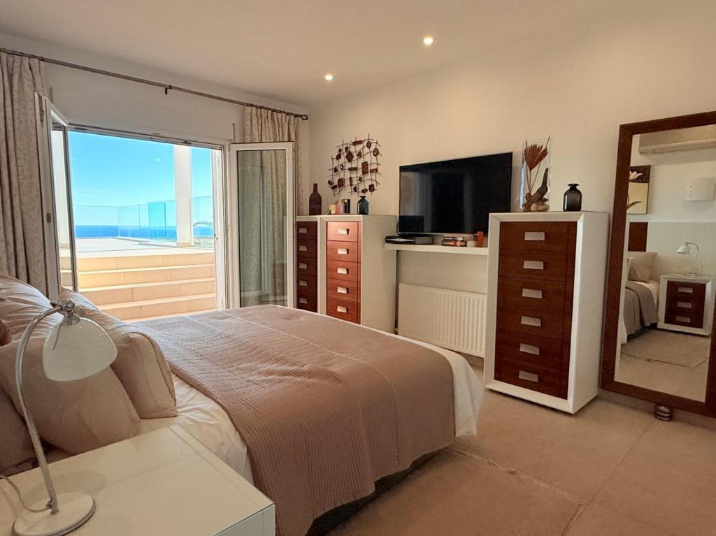 5 bed villa in Moraira