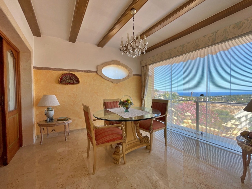 4 bed villa in Moraira