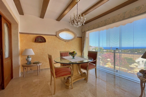 4 bed villa in Moraira