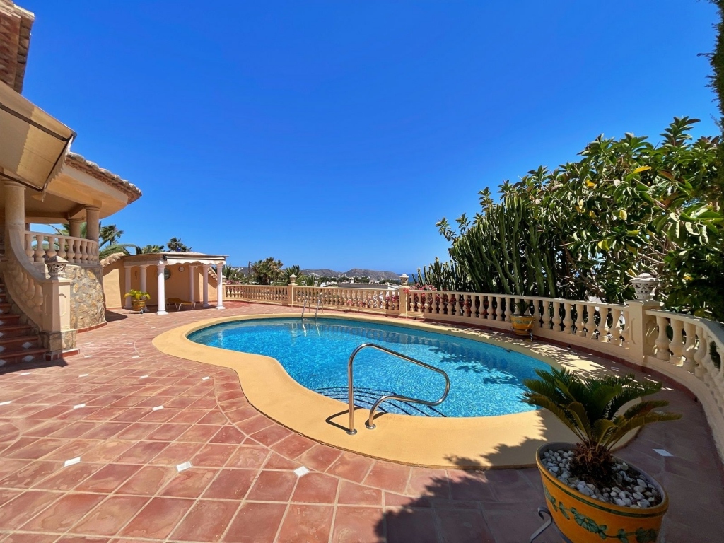 4 bed villa in Moraira