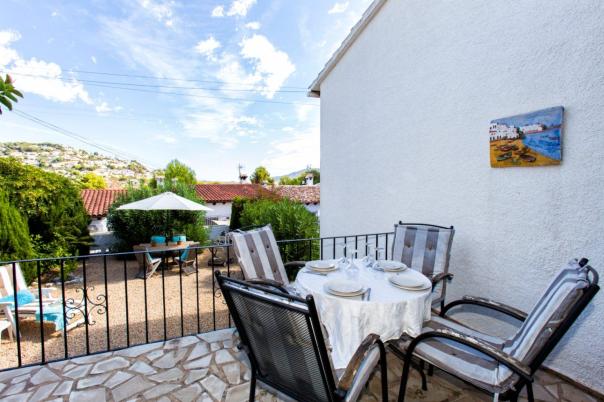 2 bed bungalow in Moraira