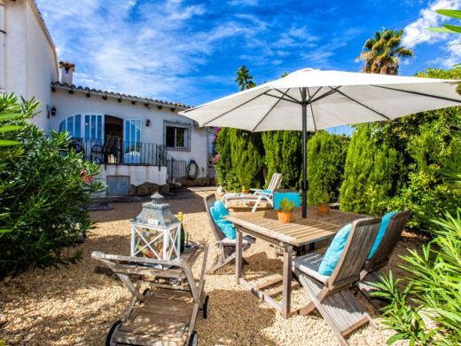 2 bed bungalow in Moraira