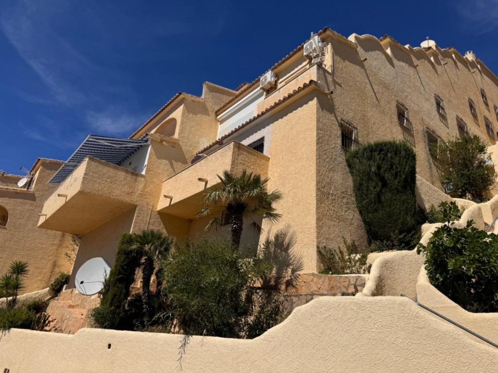 2 bed apartment in Benitachell