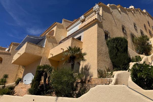 2 bed apartment in Benitachell