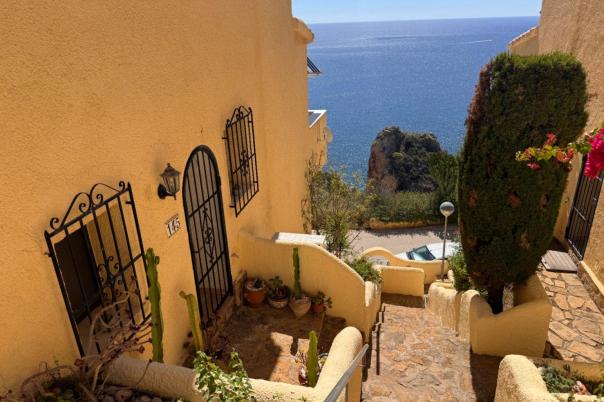 2 bed apartment in Benitachell