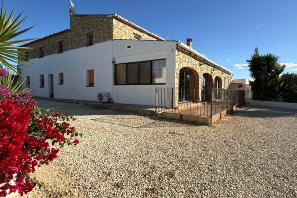 7 bed villa in Benissa