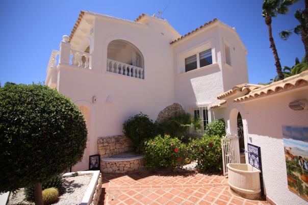 4 bed villa in Moraira
