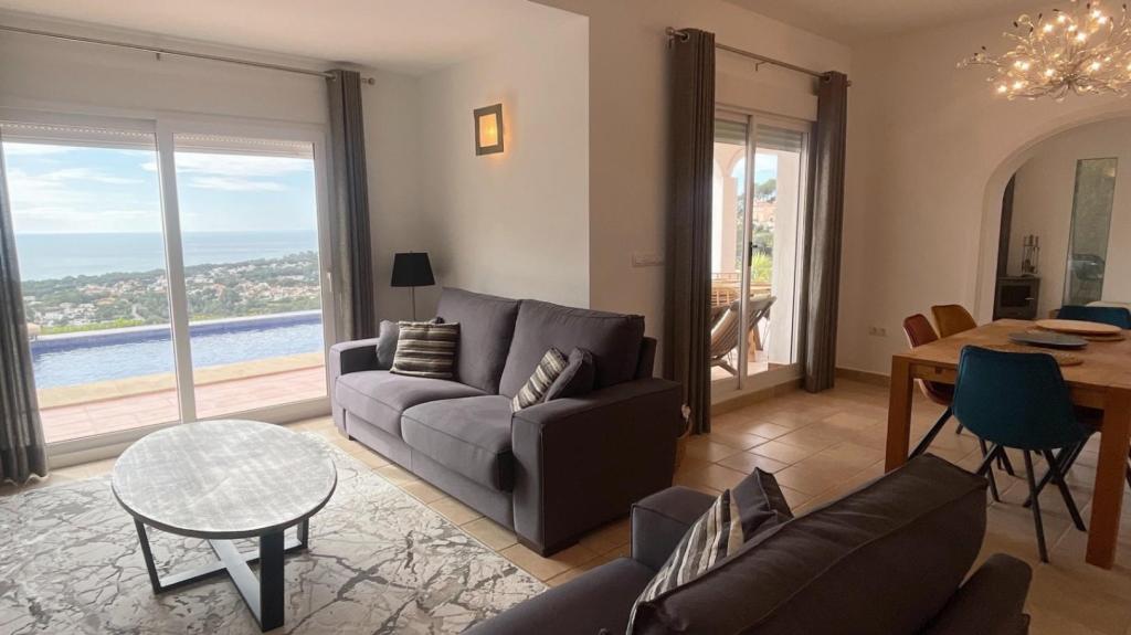 4 bed villa in Moraira