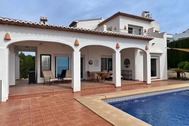4 bed villa in Moraira