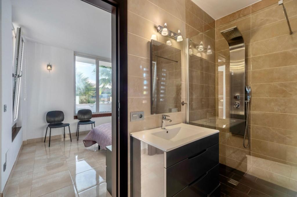 7 bed villa in Alfaz del Pi