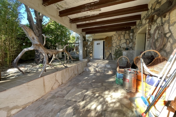5 bed villa in Moraira