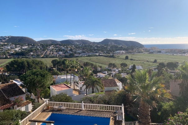 5 bed villa in Moraira