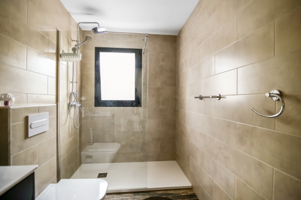 6 bed villa in Calp