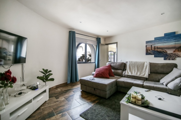 6 bed villa in Calp