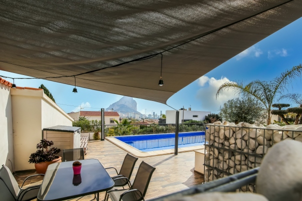 6 bed villa in Calp