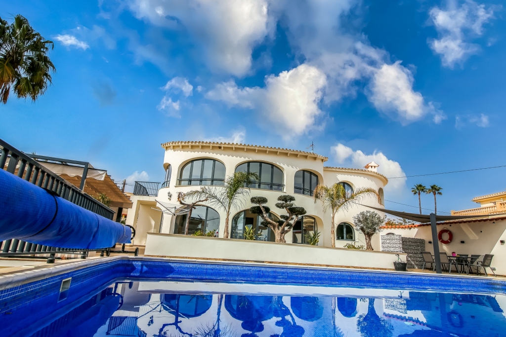6 bed villa in Calp