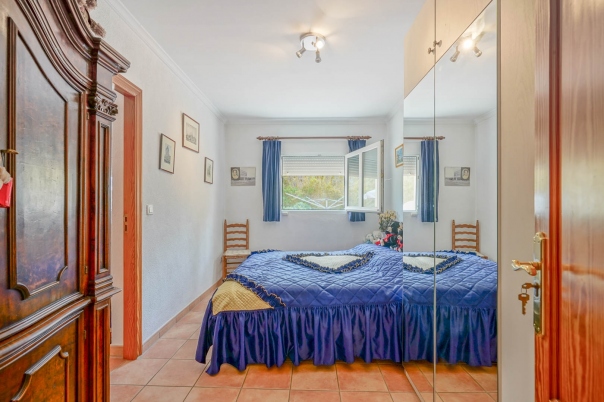 5 bed villa in Els Poblets