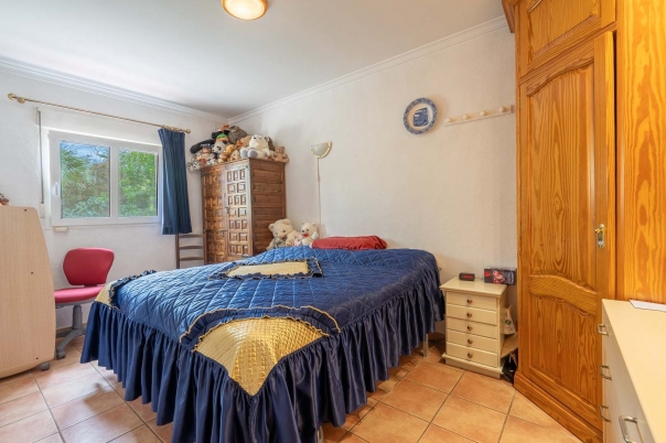 5 bed villa in Els Poblets