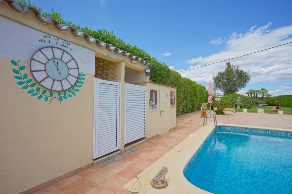 5 bed villa in Els Poblets