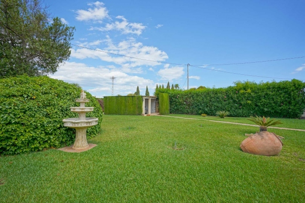 5 bed villa in Els Poblets