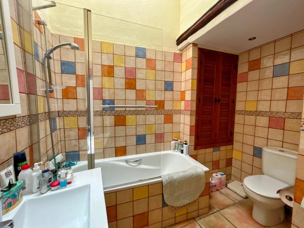 4 bed town_house in Tormos