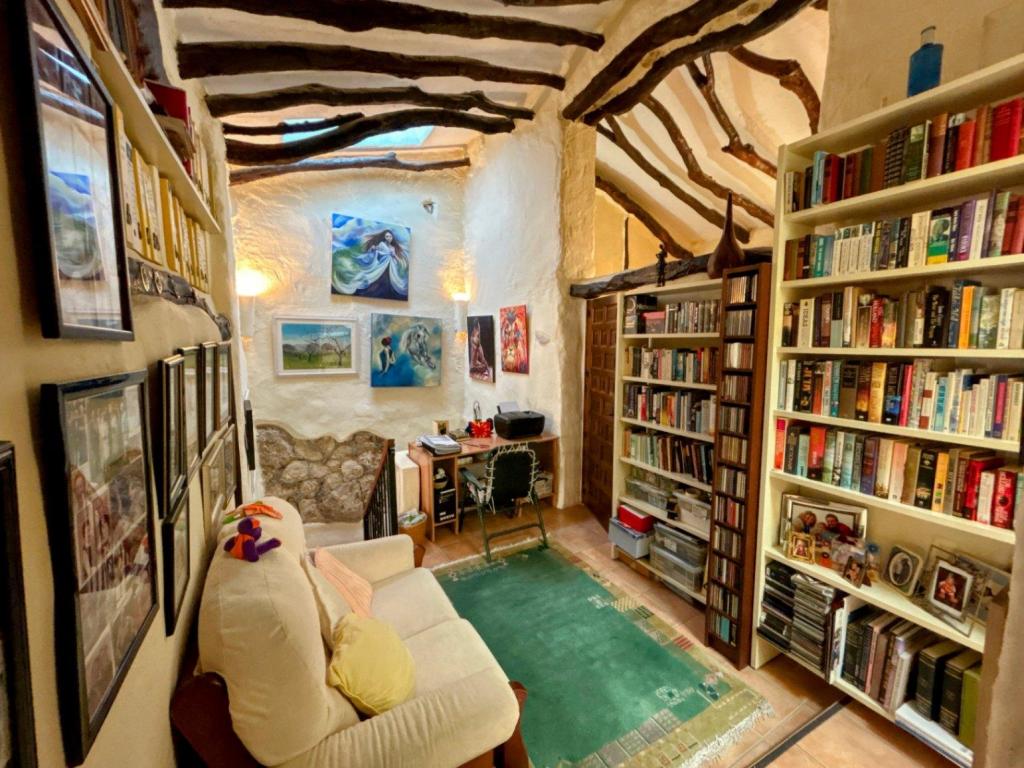 4 bed town_house in Tormos