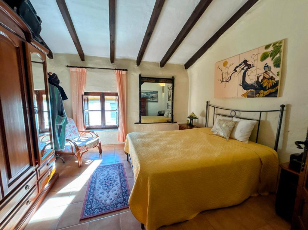 4 bed town_house in Tormos