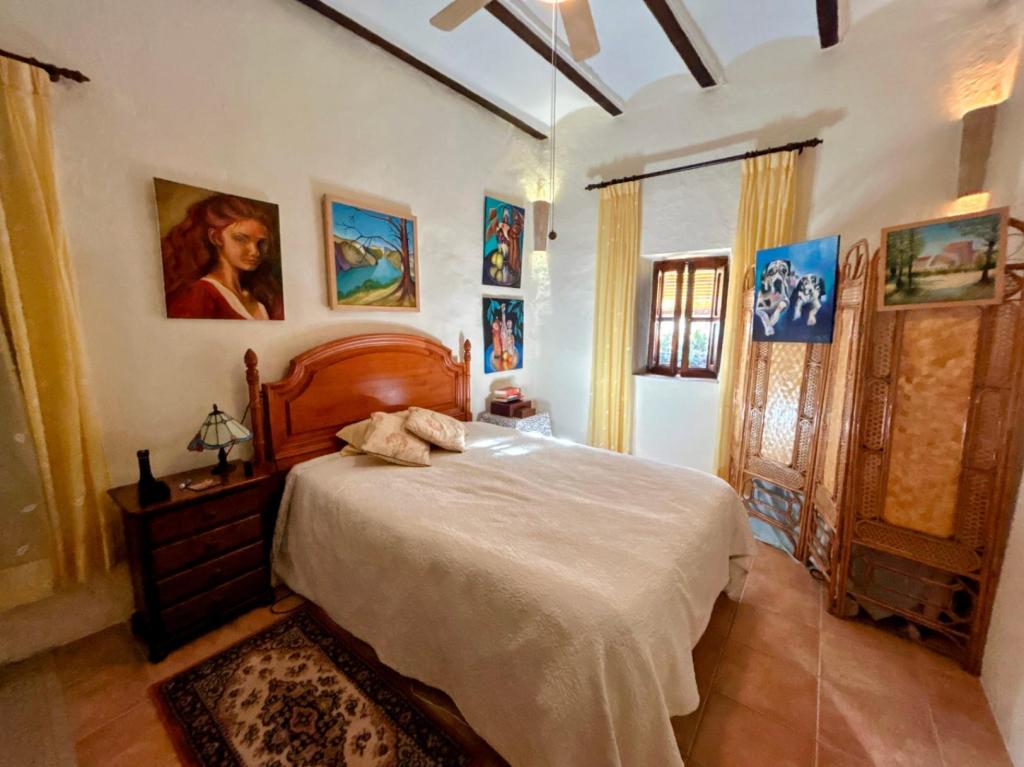 4 bed town_house in Tormos