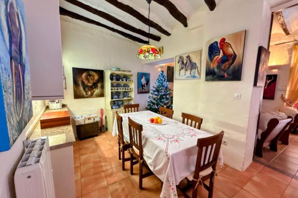 4 bed town_house in Tormos