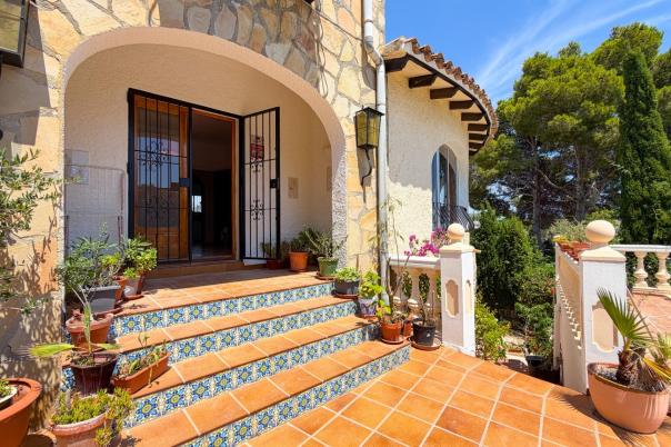 3 bed villa in Moraira