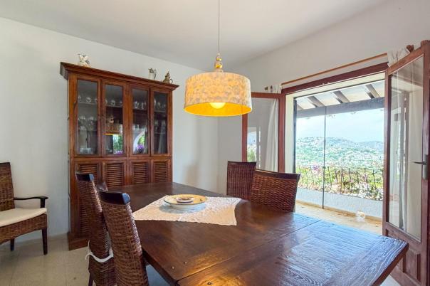3 bed villa in Moraira