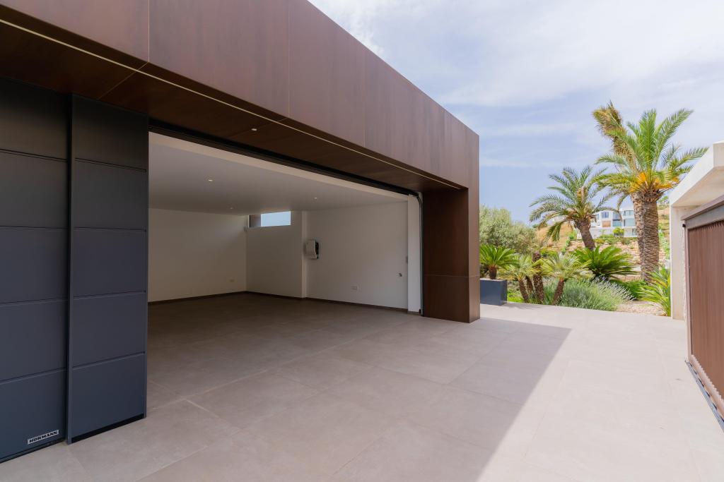 5 bed villa in Benitachell
