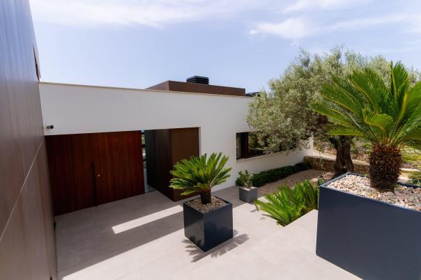 5 bed villa in Benitachell